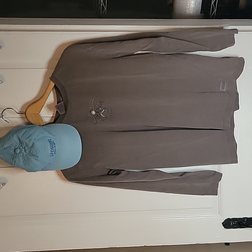 Life Is Good Skier Long Sleeve Shirt + Hat